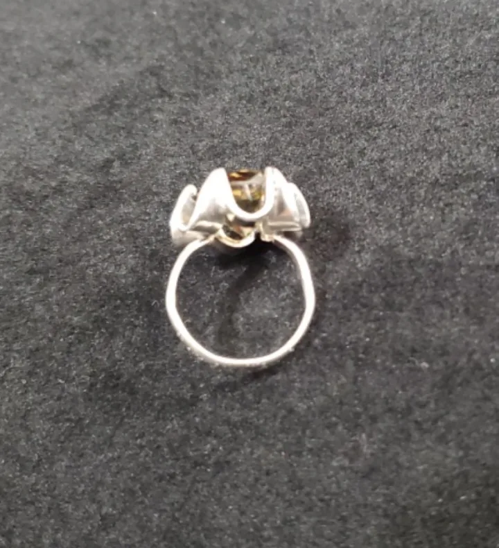 Vtg. Citrine Lemon Quartz Ring image indicator(3)