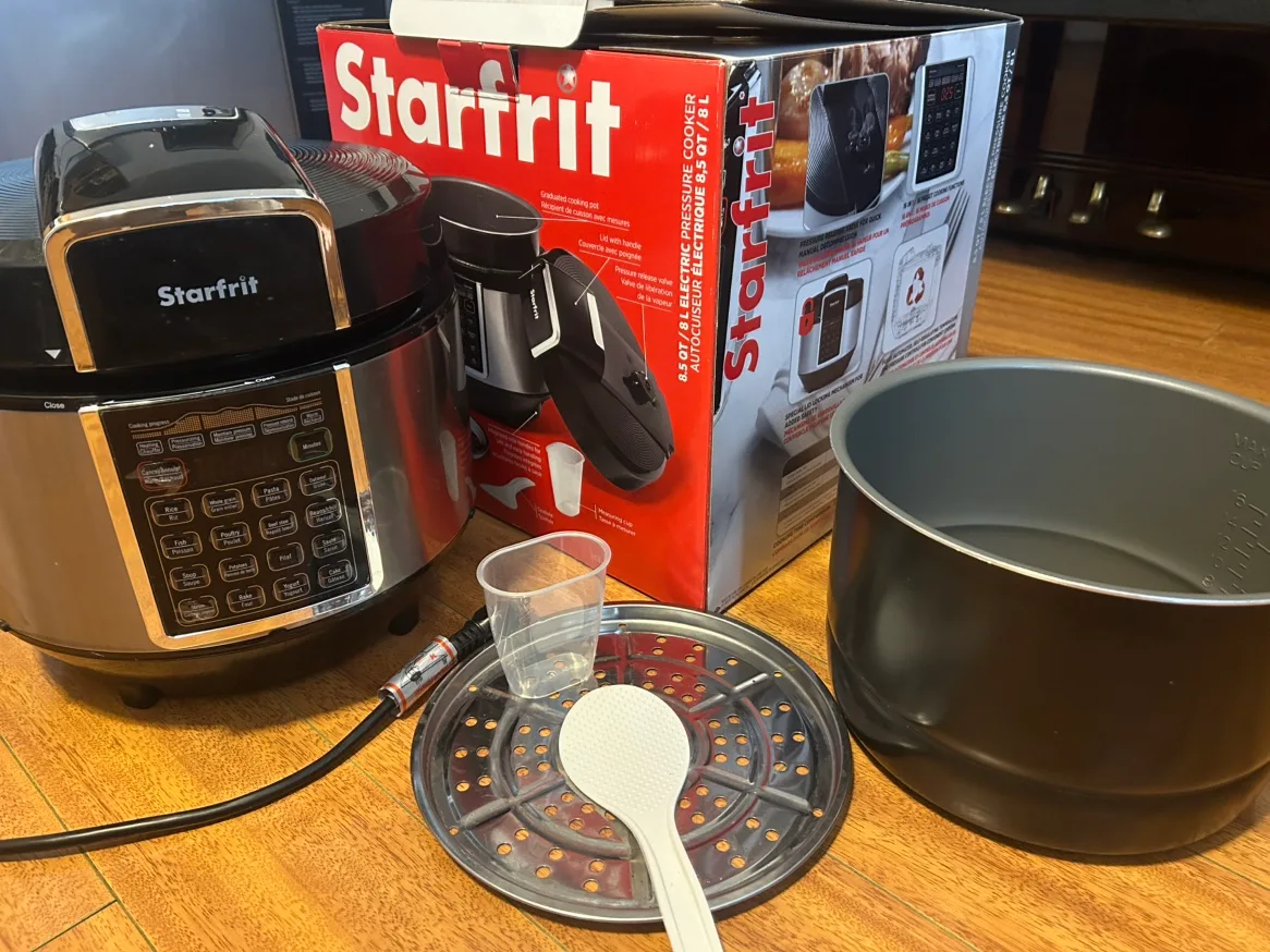 Starfrit 8.5 Qt electric pressure cooker thumbnail