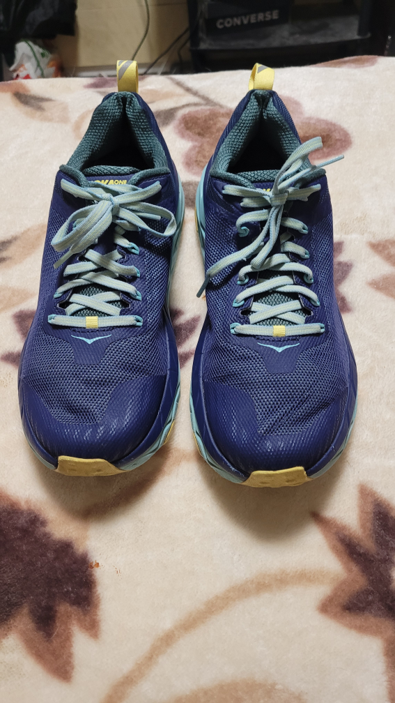 HOKA SNEAKERS