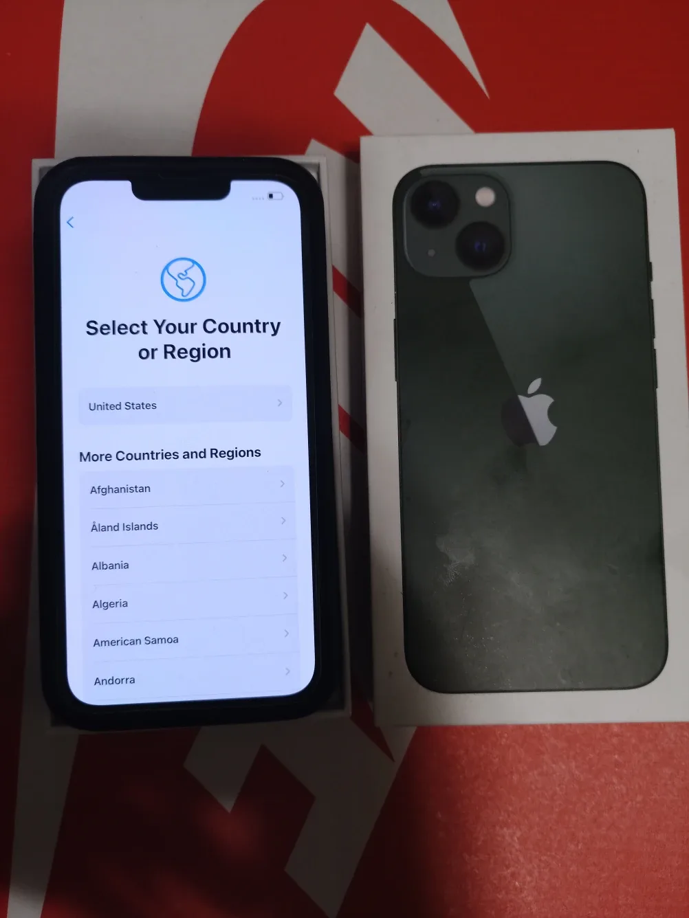 iPhone 14 in box (iCloud locked) image indicator(3)