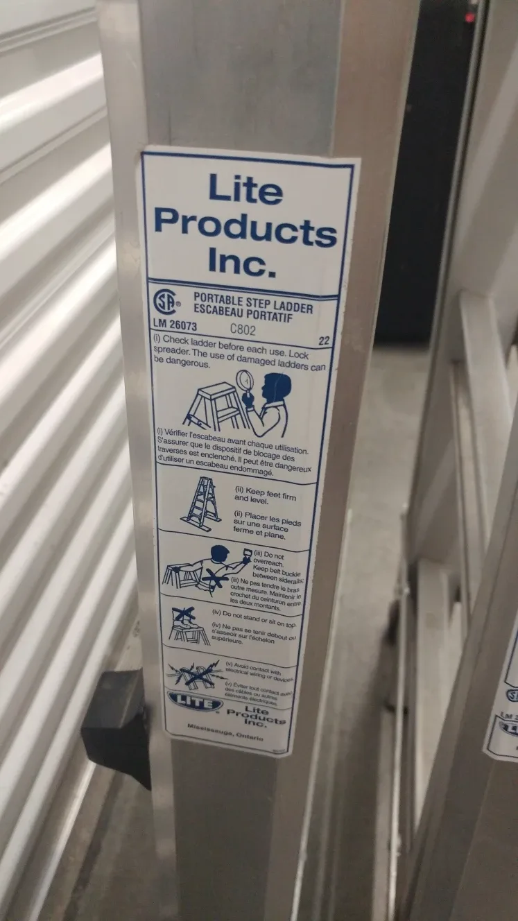 Lite Products Inc. Portable Step Ladder image indicator(3)