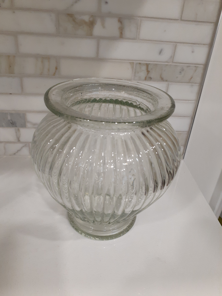 Clear Glass Ribbed Vase - photo 2
