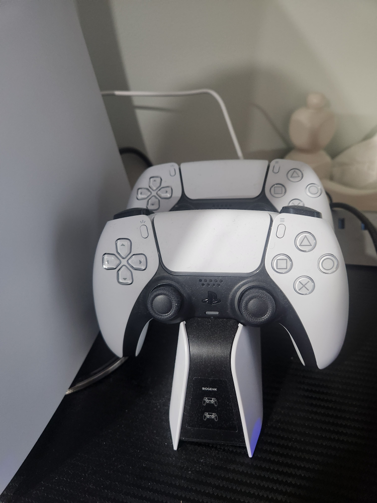 PlayStation 5 Console with Two Controllers and Carrying Case - photo 2