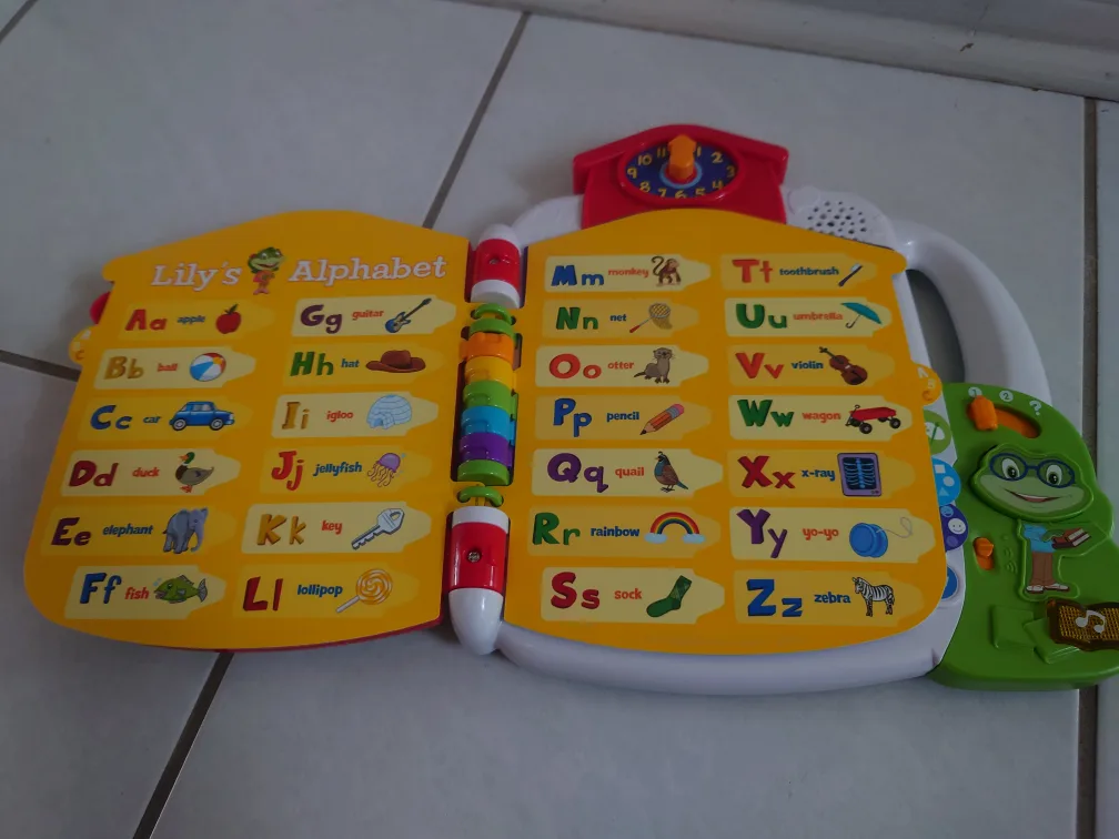 LeapFrog Get Ready for School Interactive Book image indicator(3)