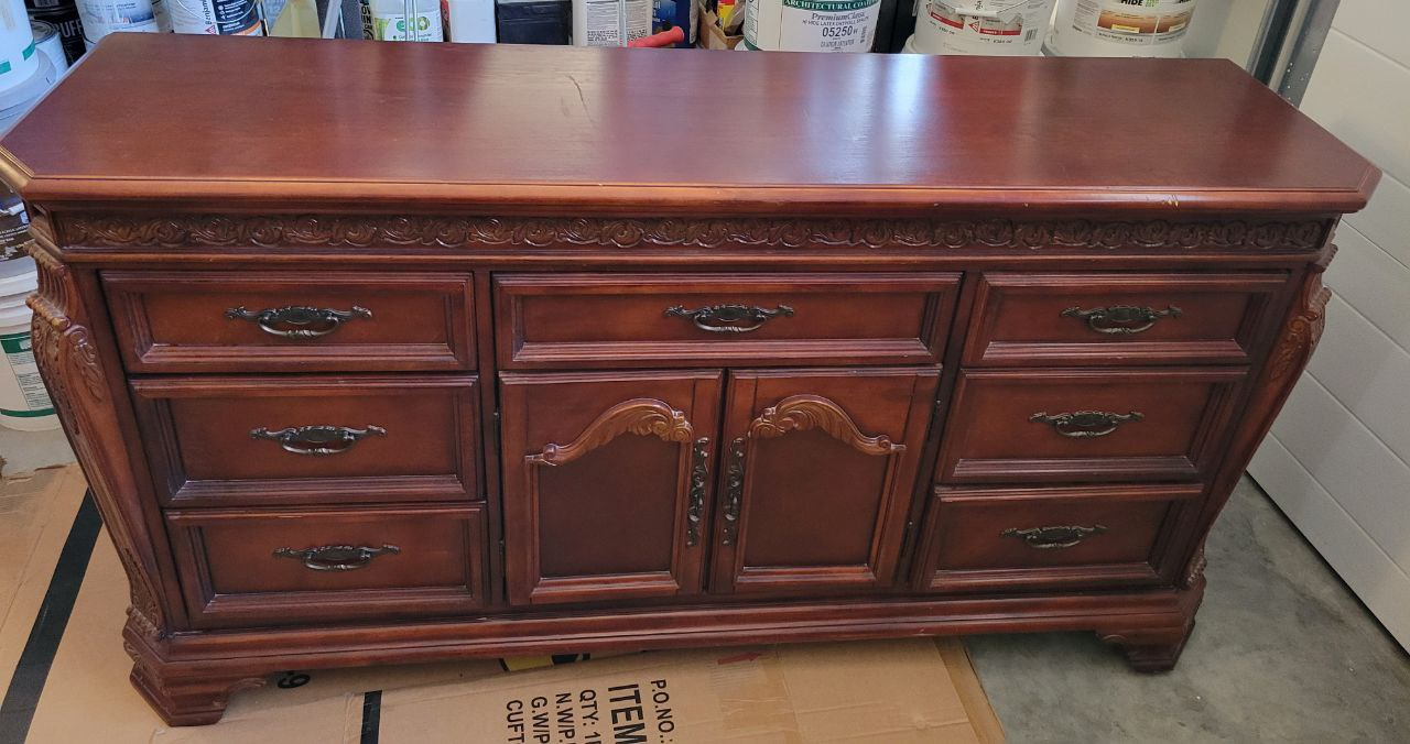 Elegant Cherry Wood Bedroom Set - photo 3