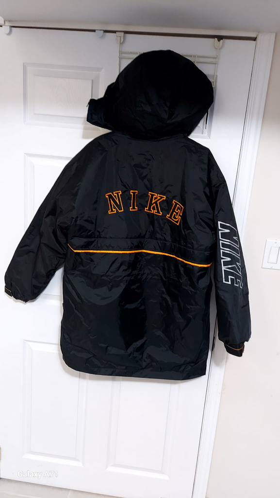 Vintage Nike Winter Jacket - Black and Orange - photo 3