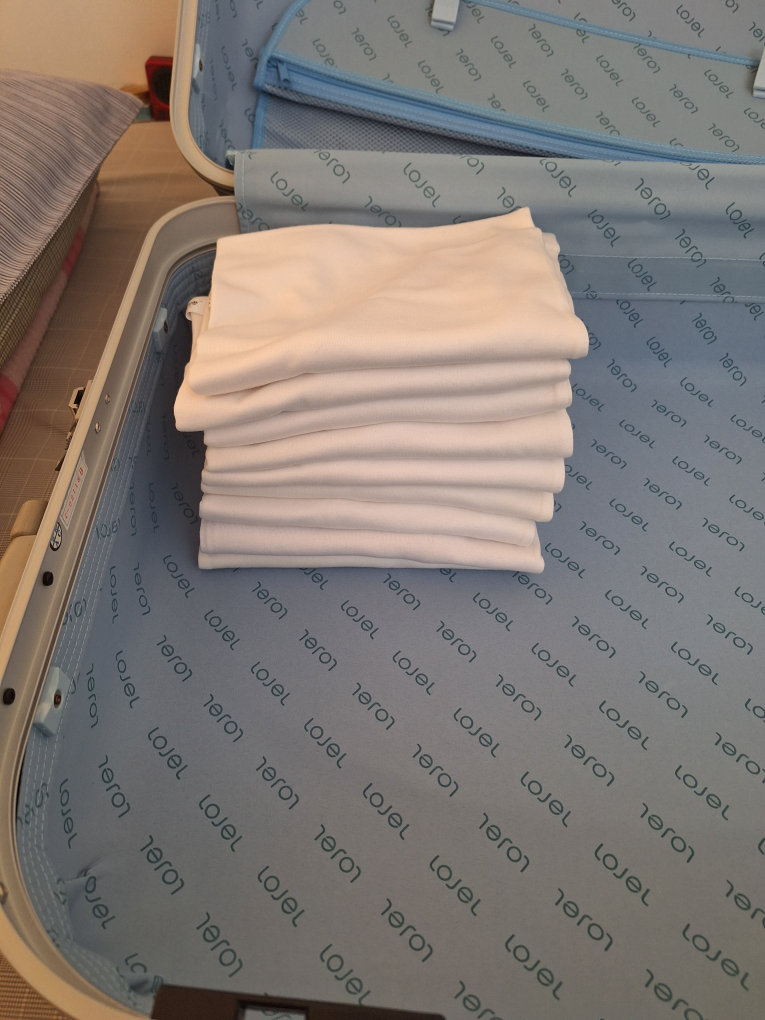 Chicks White T-shirt - photo 3