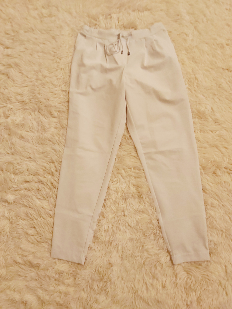 size small White jogger Pants