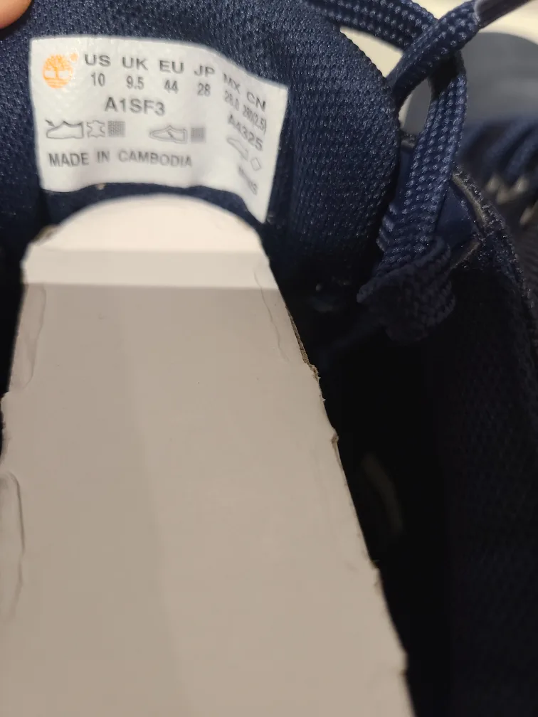 Timberland Davis Square Chukka Boots - Men's Size 10 image indicator(8)