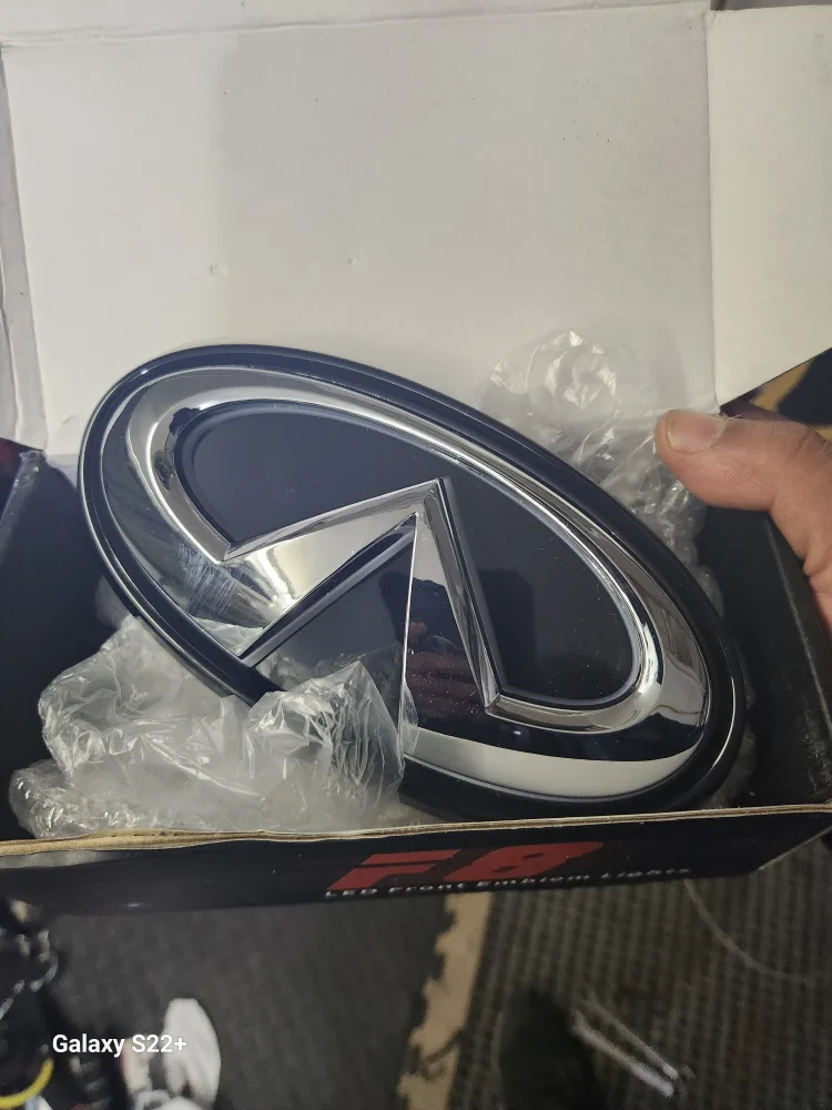 Infiniti LED Front Emblem Lights image indicator(2)