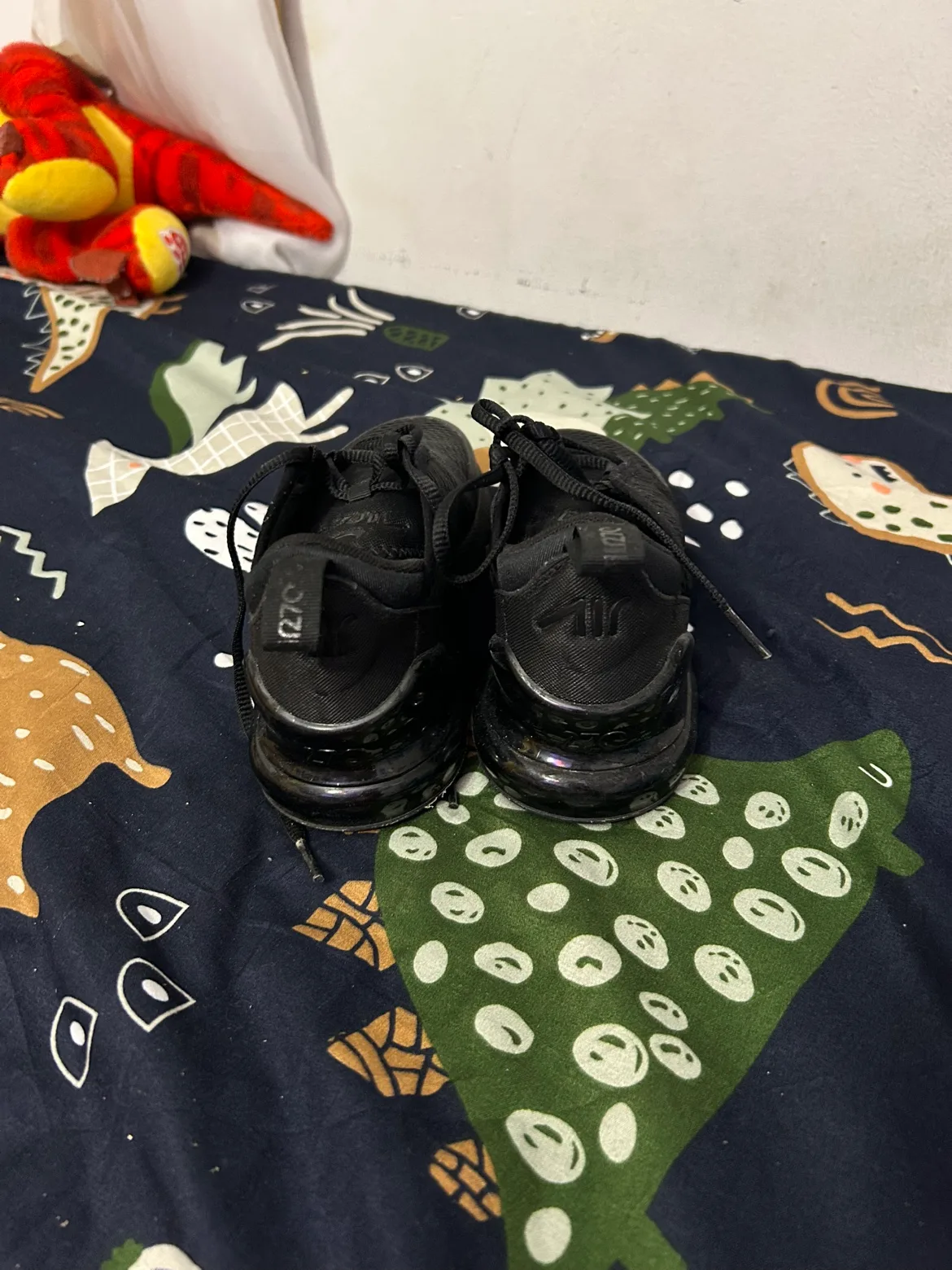Nike Air Max 270 Kids Shoes image indicator(2)