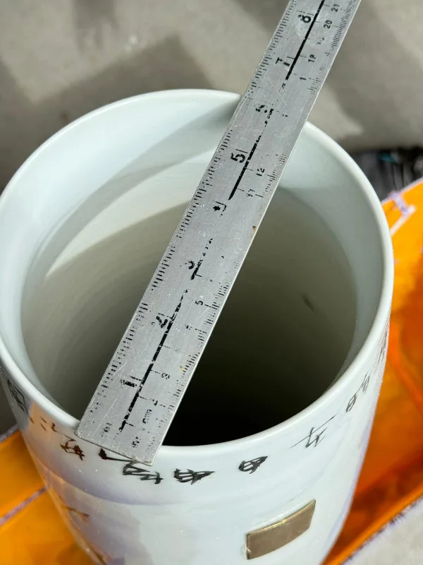 Large tall Chinese Style Hand-painted Ceramic Vase image indicator(2)