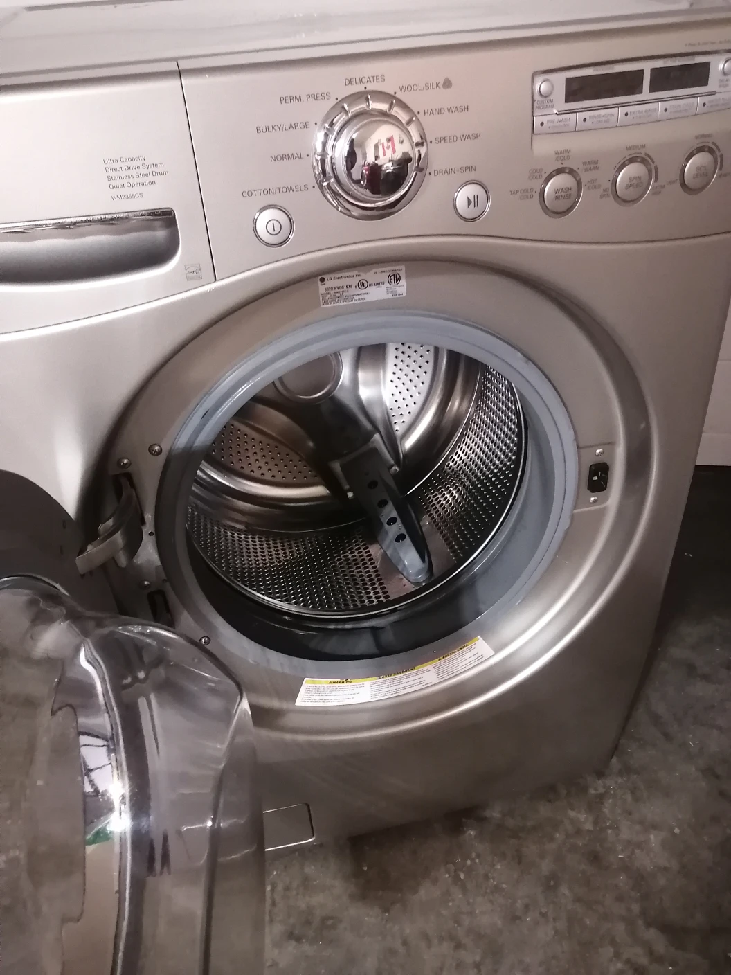LG Washing Machine - photo 2
