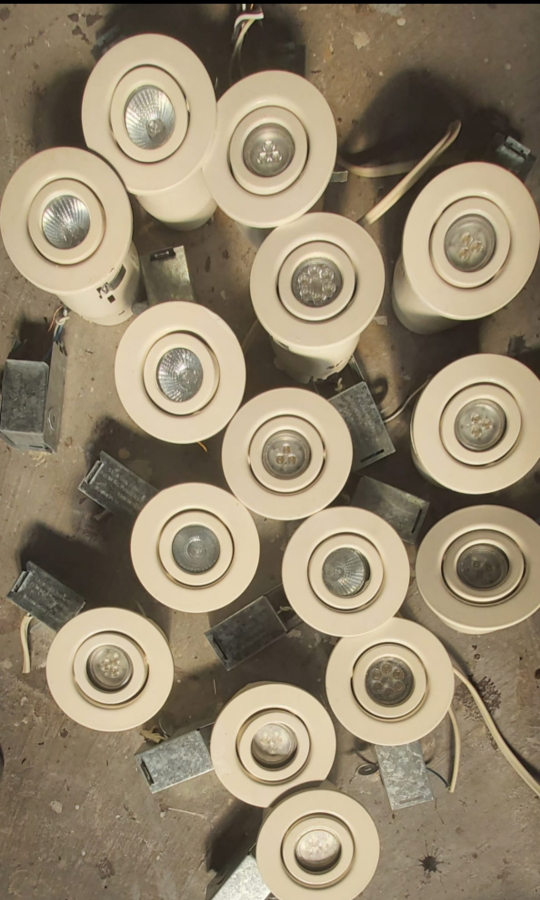Recessed Lighting Fixtures - Bulk Lot of 15 - photo 4