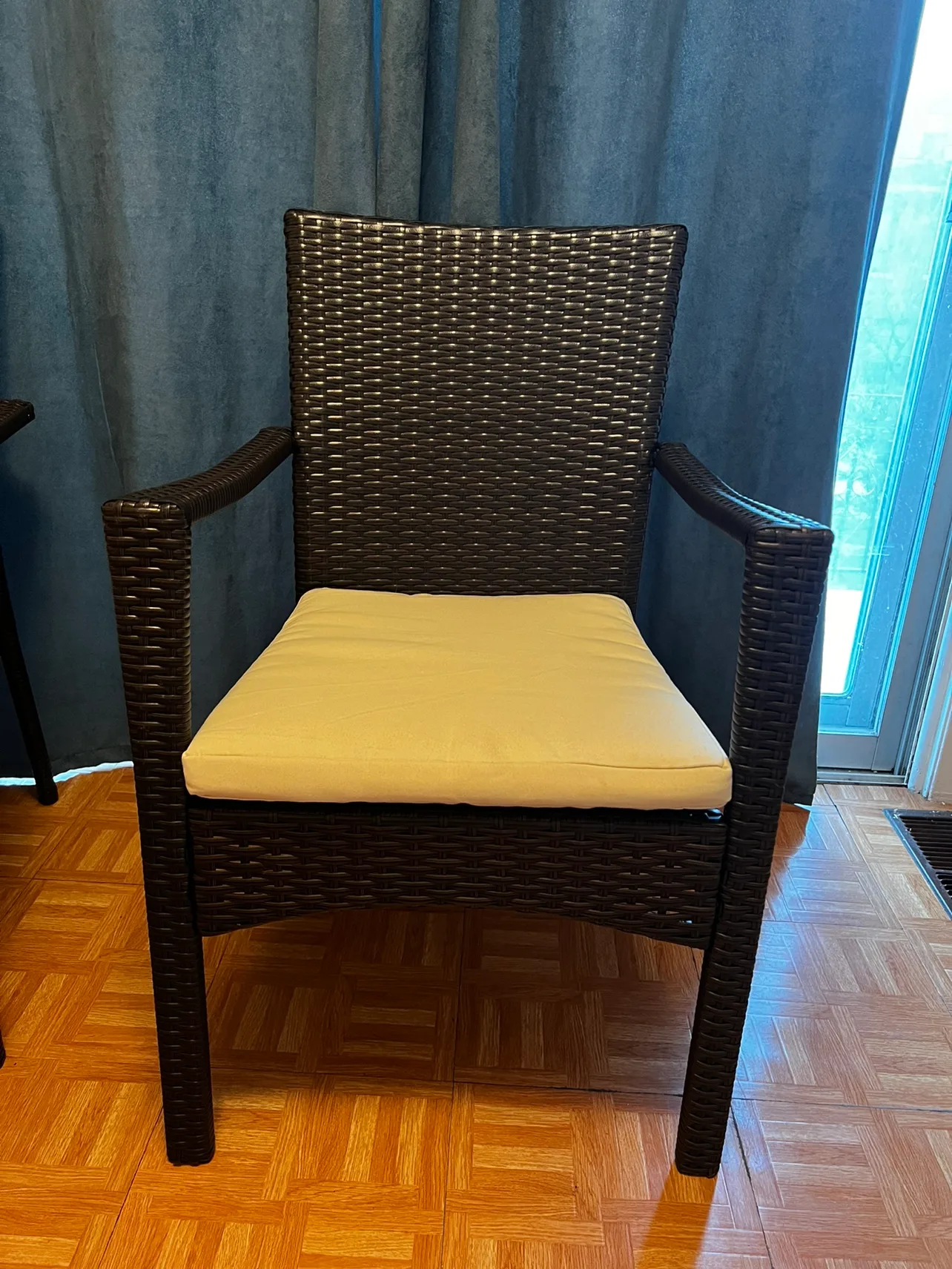 Bistro Patio balcony set (2 chair + table) image indicator(2)