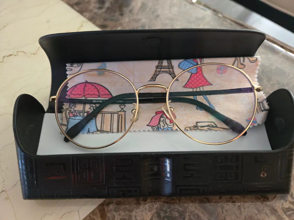 Two Pairs of Gold Round blue light protection Eyeglass image indicator(4)