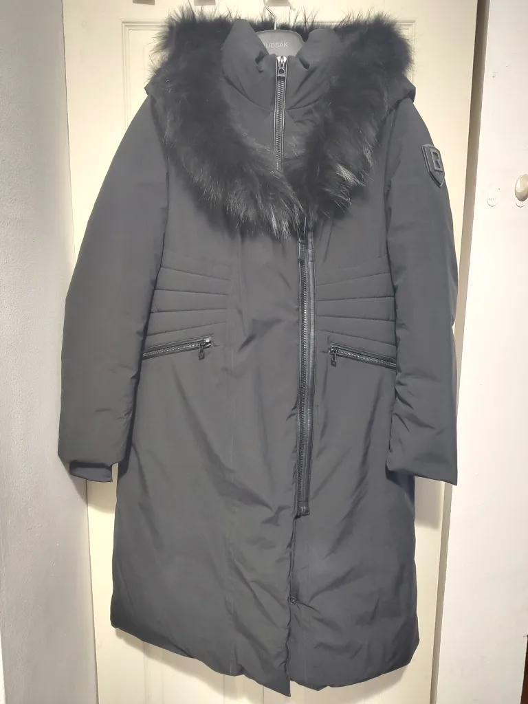 Rudsak Women's Black Down-filled Parka with Fur Hood image indicator(2)