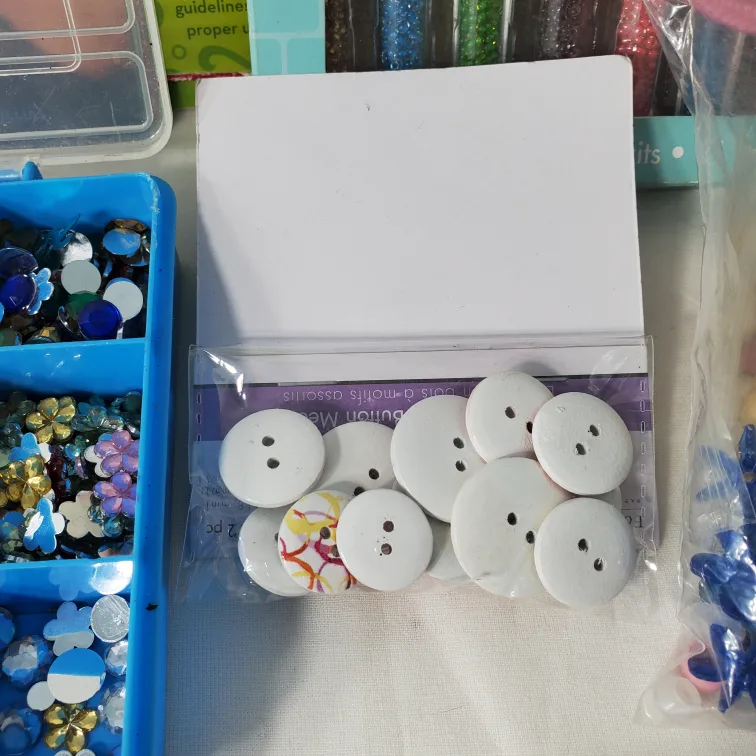 Jewelry and beads Craft Supplies Lot image indicator(4)