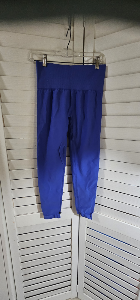 AYBL Seamless Leggings - Size M - Royal Blue