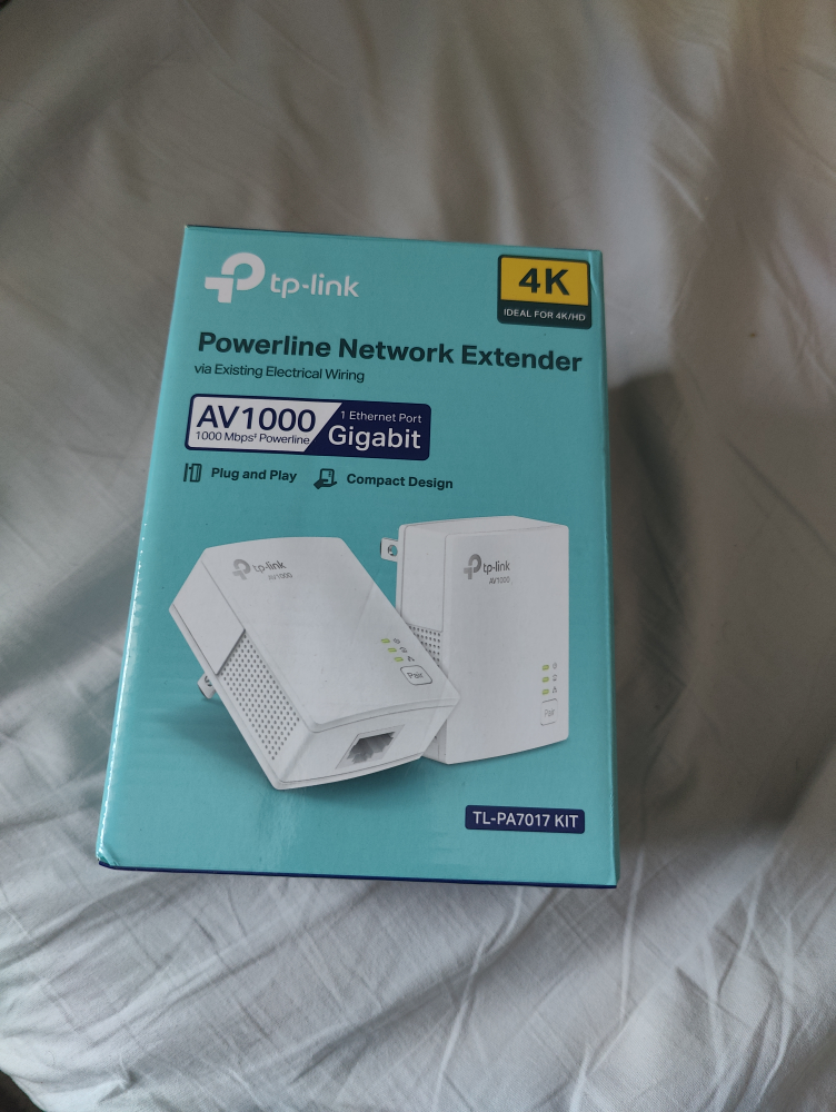 TP-Link AV1000 Gigabit Powerline Starter Kit TL-PA7017