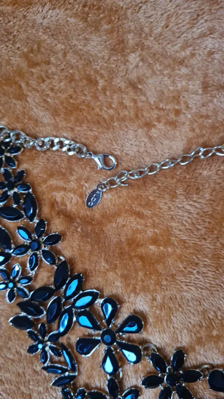 Black gems studded Statement Necklace image indicator(2)