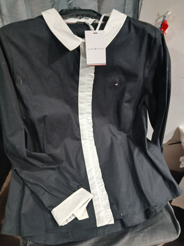 Tommy Hilfiger Women's Black and White Blouse - Size XL