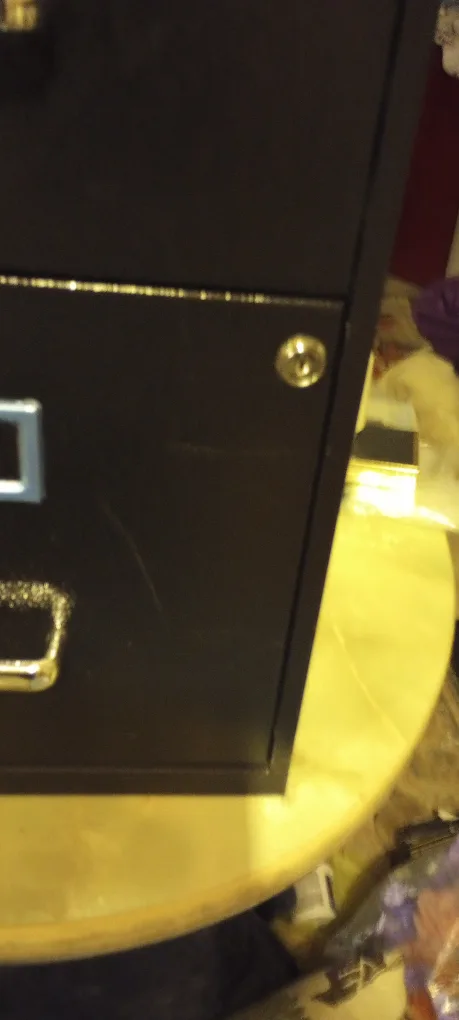 Two-Drawer Metal Filing Cabinet image indicator(3)