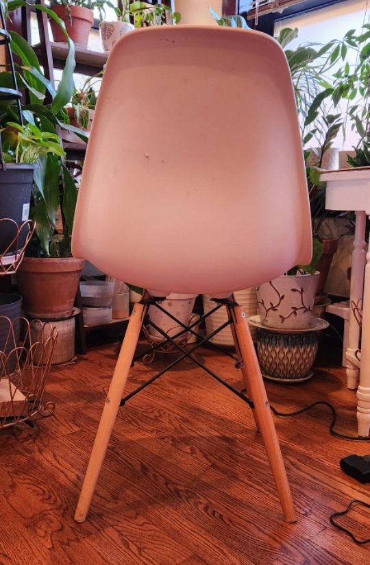 Set of 2 White Chairs - photo 3