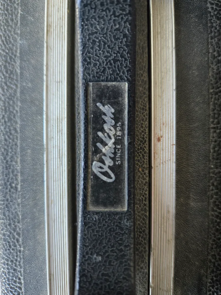 Vintage Oshkosh Briefcase image indicator(2)