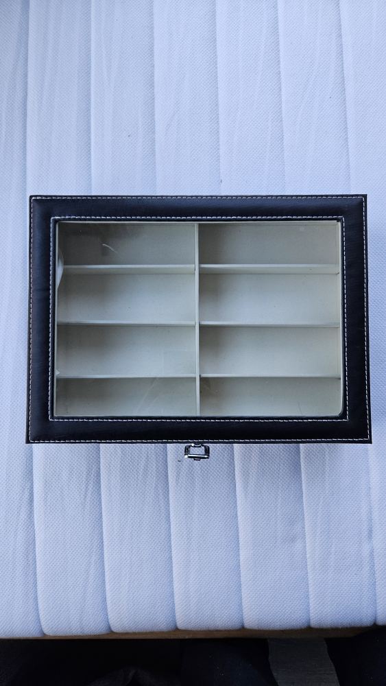 Black Sunglasses Organizer Case with 8 Compartments - photo 2