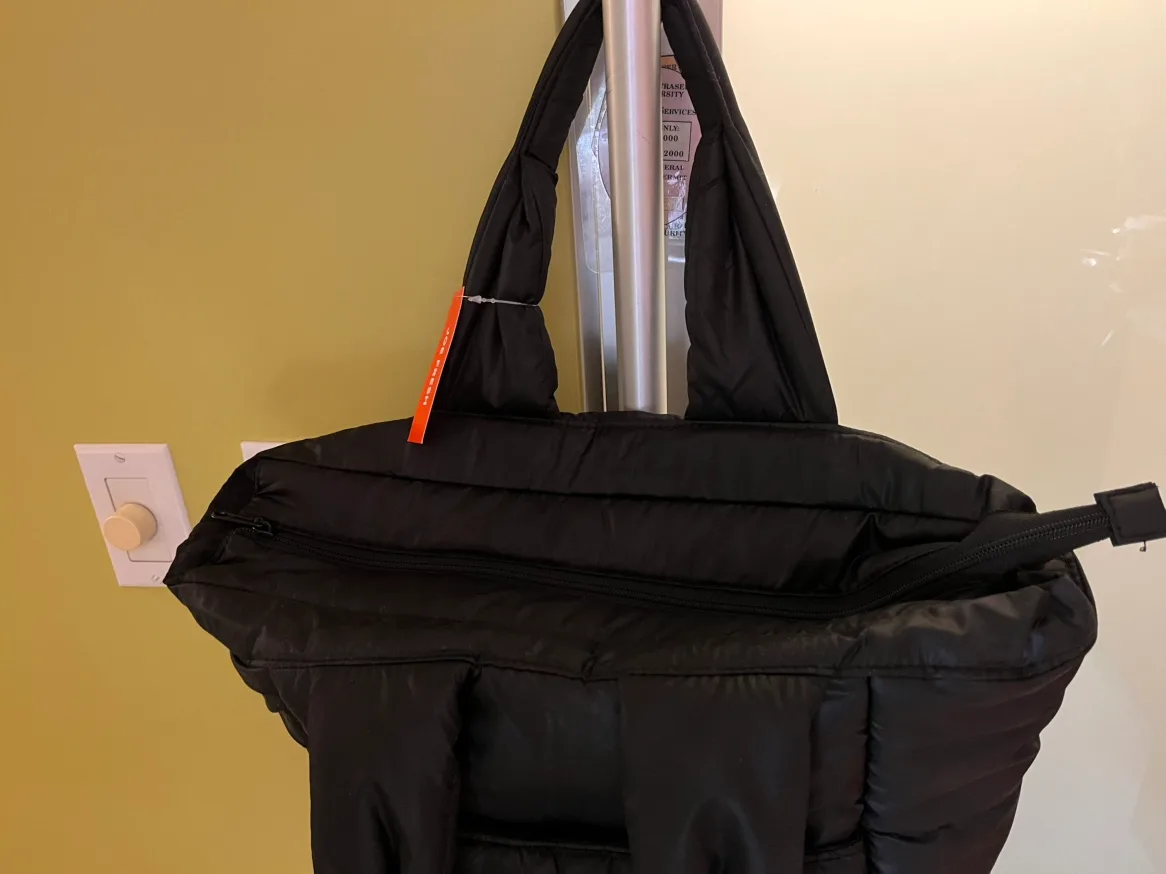 Puffer tote bag (new) image indicator(3)