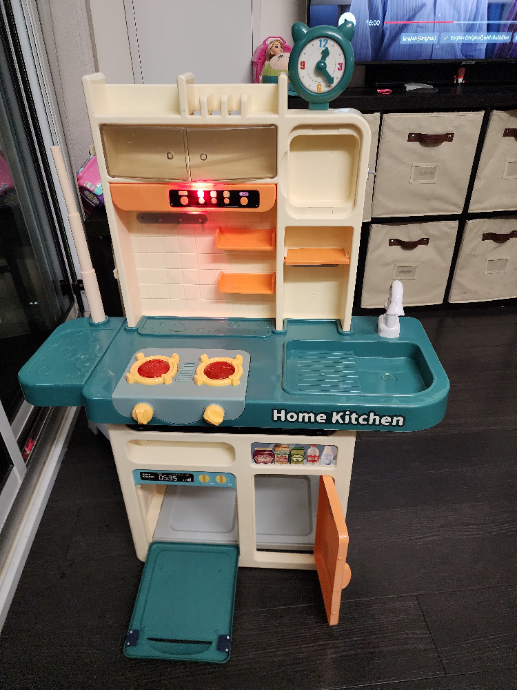 Kids kitchen play setup - photo 2