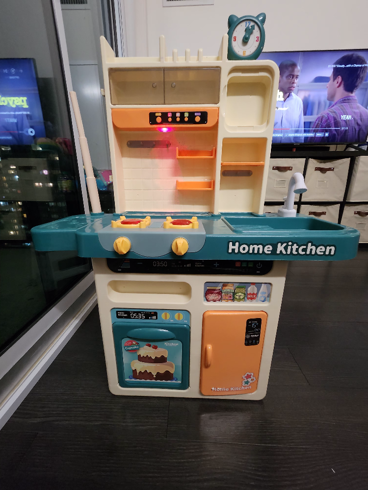 Kids kitchen play setup - photo 3