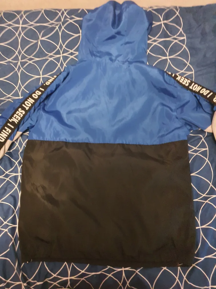 Fushion Brand Blue and Black Windbreaker Size Large image indicator(2)