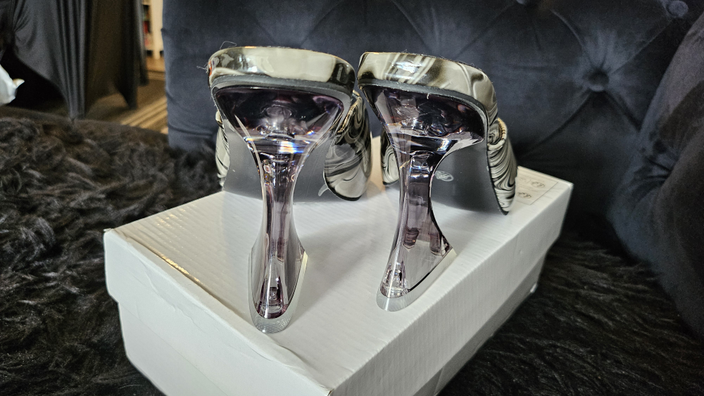 Unique Swirl Print Heels