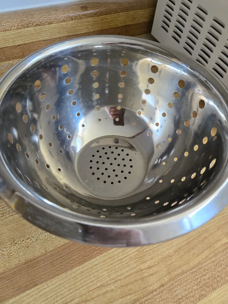 Stainless Steel Colander thumbnail