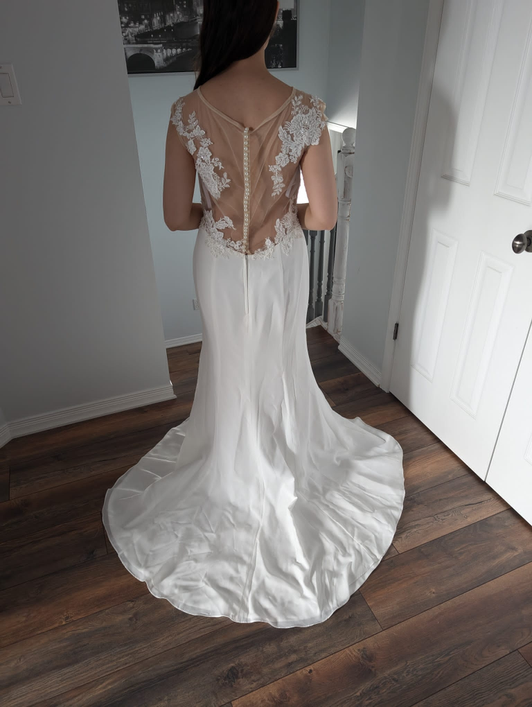 New wedding dress - photo 2