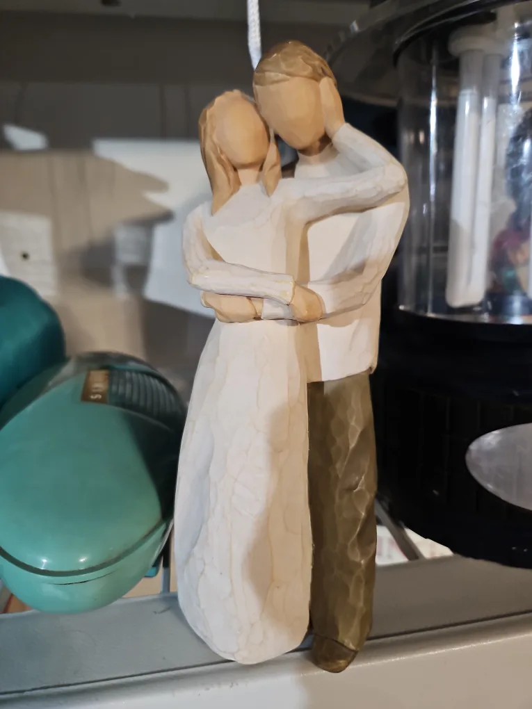 Willow Tree figurines: Couple, girl and angel thumbnail
