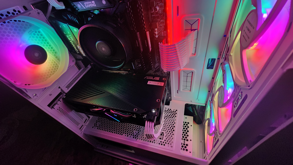 White Gaming PC | RTX | Ryzen 5 | 16GB DDR4 - photo 4