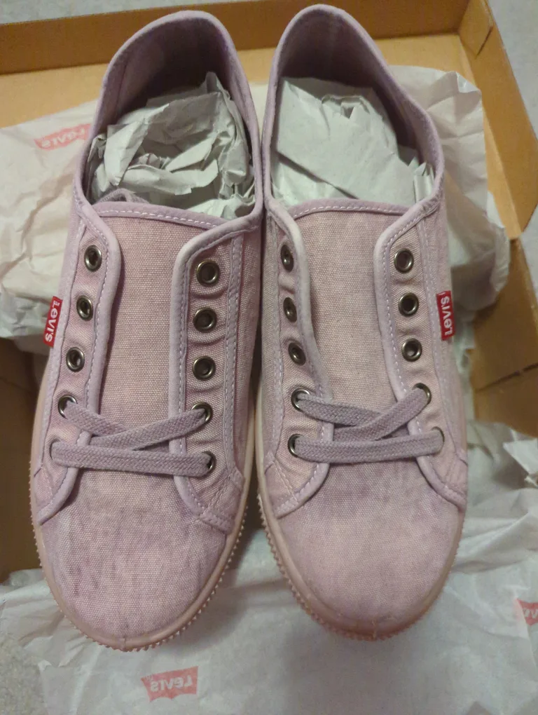 New Levi's Malibu Beach Women's Sneakers - Light Pink - Size 8 image indicator(2)