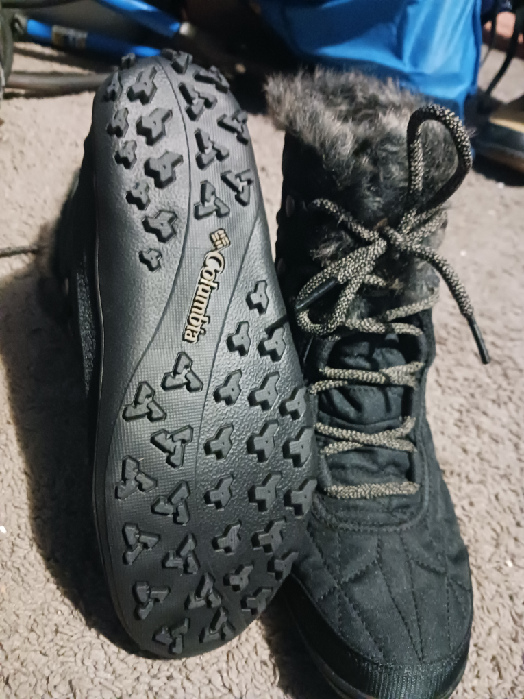 Columbia Women's Snow Boots Size 8 - photo 2