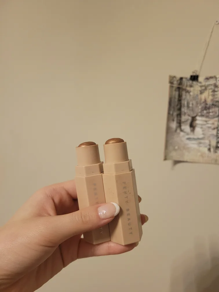 Fenty Beauty Match Stix Matte Contour Skinstick Duo image indicator(2)