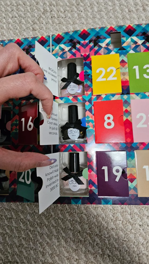 Sephora Ciaté Mini Mani Month Advent Calendar Nail Polish image indicator(7)