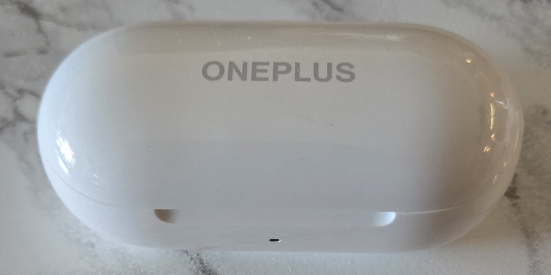OnePlus Bud's Z Wireless Earbuds with charging case - photo 2