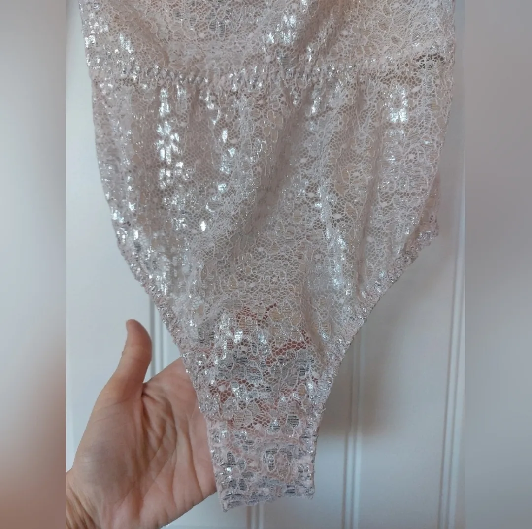 Victoria's secret bodysuit size XS image indicator(9)