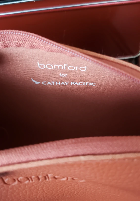 Bamford for Cathay Pacific Leather Cosmetic Case - photo 3