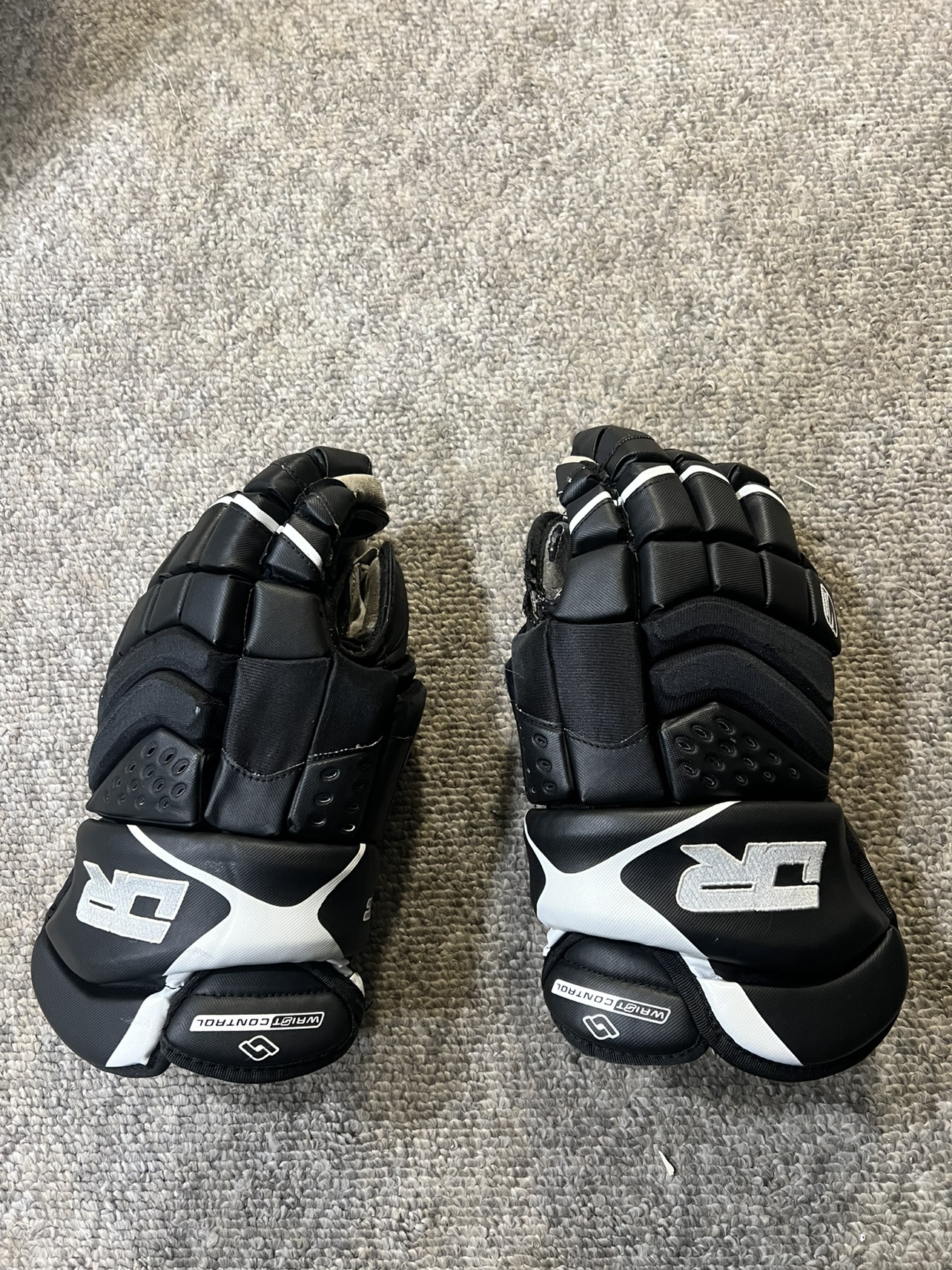 DR Hockey Gloves