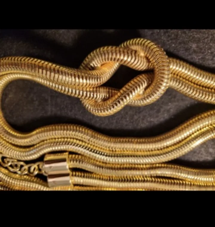 #56 Vtg. Chain Belts image indicator(5)