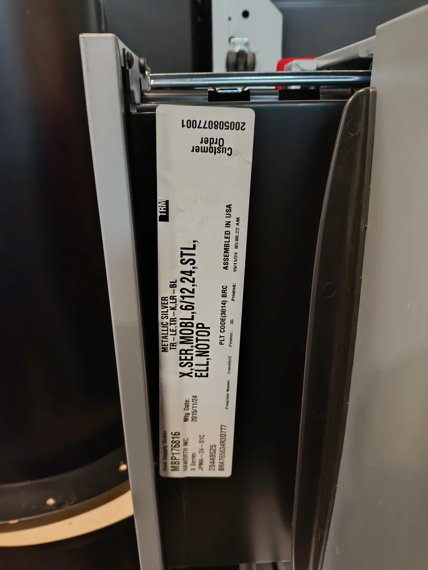 Haworth Three Leg Corner Desk andMobile File Cabinet image indicator(8)