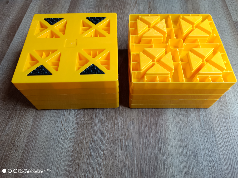 Set of 10 Leveling Blocks - photo 2